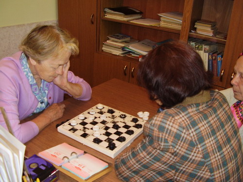 Блиц-турнир по шахматам прошел среди ветеранов Ленинского района